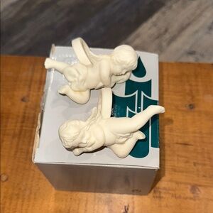 PartyLite Cream Cherub Candle Followers